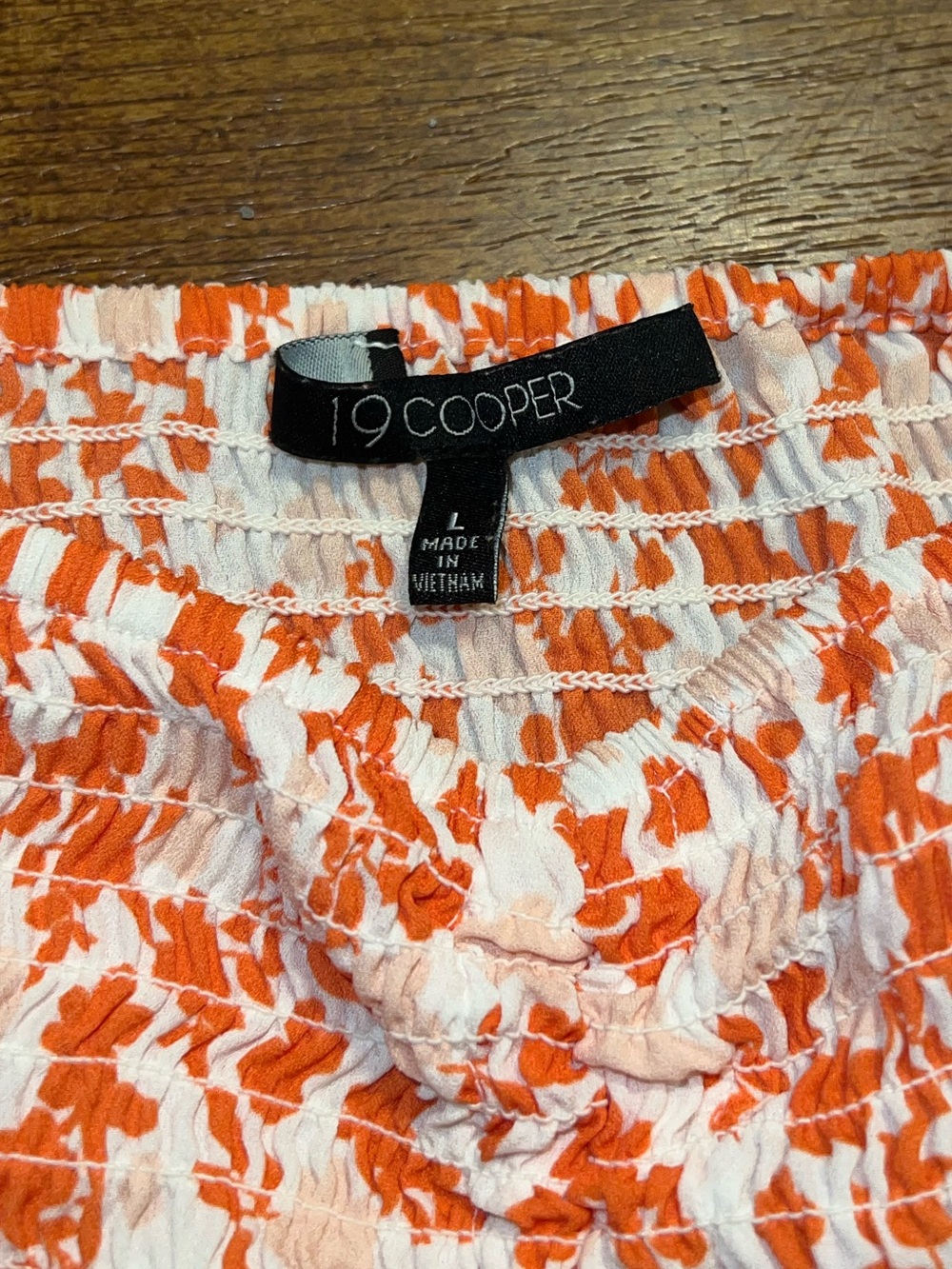 19 Cooper Floral Smocked Crop Top Puff Sleeve Tie Front Orange White Size XS - Picture 9 of 10
